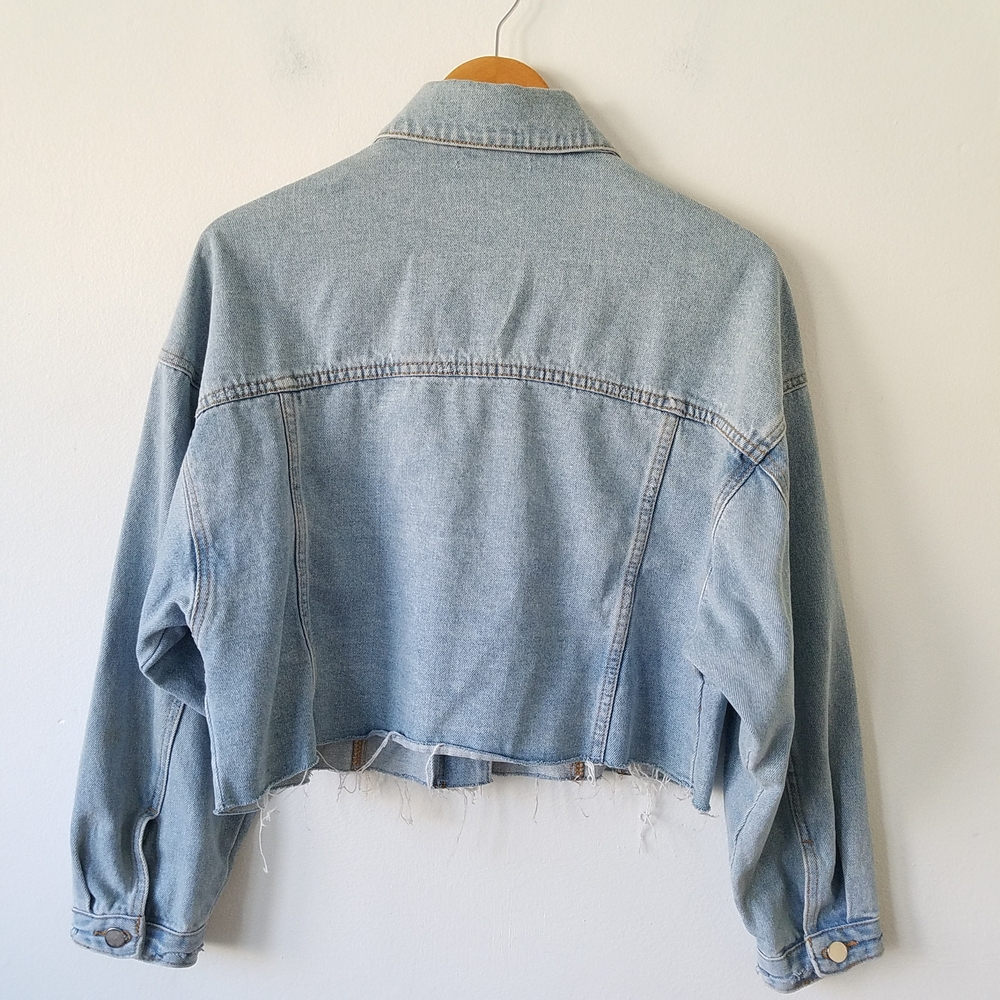 Modern Citizen Cropped Boxy Raw Hem Blue Light Wash Jacket Size Large - Picture 2 of 10